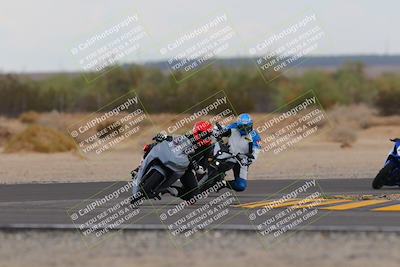 media/Sep-11-2022-SoCal Trackdays (Sun) [[81b7e951af]]/Turn 7 (1145am)/